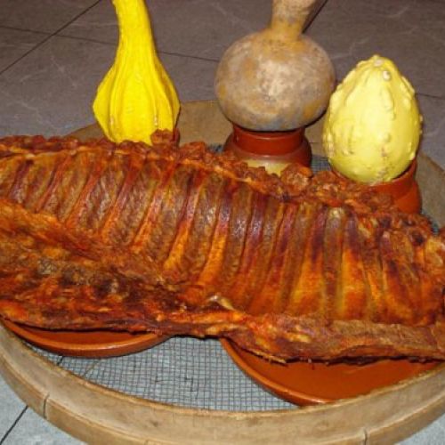 COSTILLA CURADA ADOBADA ( 2 k